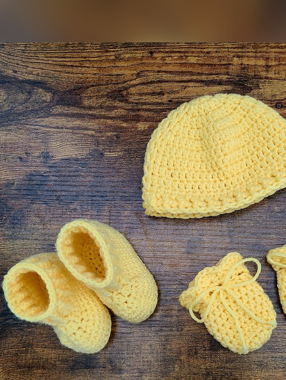 Reserved - Handmade Yellow Crochet Baby Hat & Booties Set - Kids Shoes - Picture 3 of 5